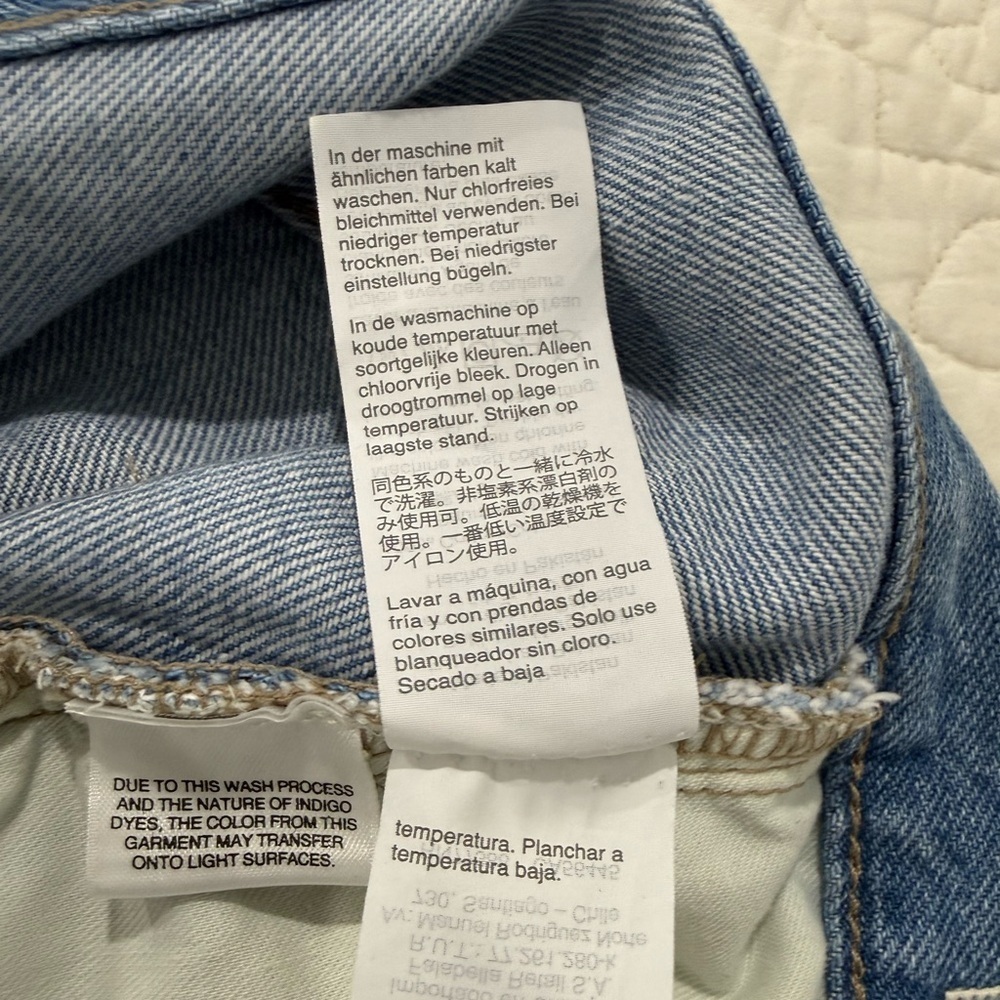 Madewell /Women’s Light Blue Distressed Straight Leg Jeans/ THE MOMJEAN /Size 27 - Picture 12 of 14